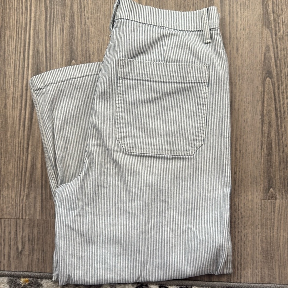 NWOT
point sub sailor ankle pants